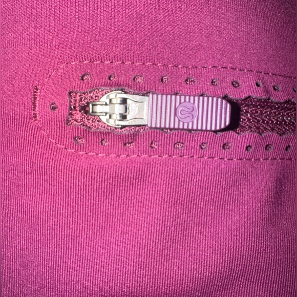 Lululemon Mind Over Miles Crop Marvel Leggings 17” Size 10 - Picture 14 of 17